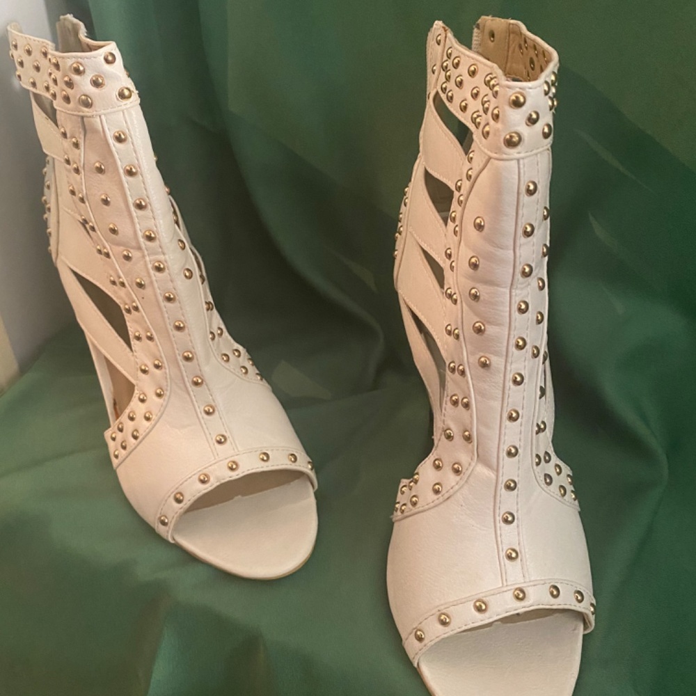 Wedge Sandals - Picture 3 of 5